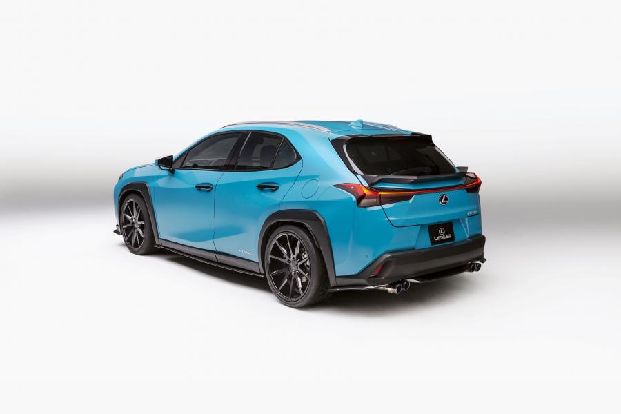  Lexus UX250h Customized Concept 2018 года  (фото 2 из 5)